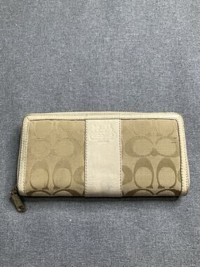 Coach Signature Canvas Zip Around Wallet Beige